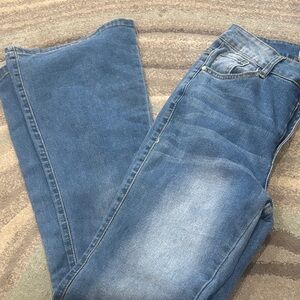 ⭐️ 2/$10 - Stylish Blue Flare Women's Jeans